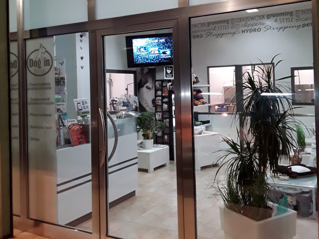 Centro di toelettatura professionale Dog In Pet Center a Cagliari
